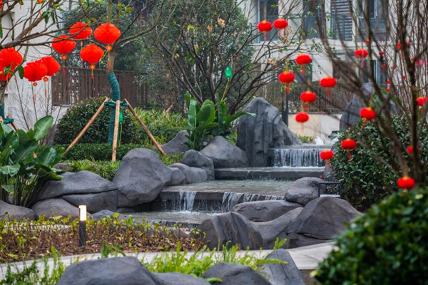 愛情·天空之城交付現(xiàn)場圖。愛情地產(chǎn)供圖