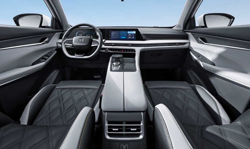 長安第三代CS75PLUS內(nèi)飾。長安汽車供圖