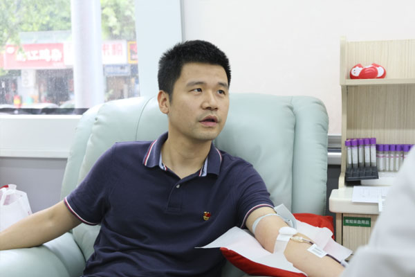 無償獻(xiàn)血現(xiàn)場。