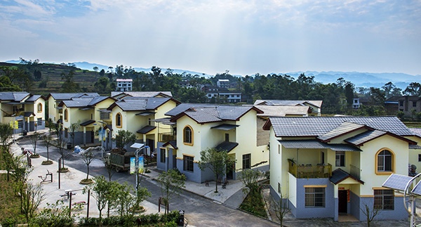 支持南川區(qū)美麗鄉(xiāng)村建設(shè)。重慶農(nóng)商行供圖