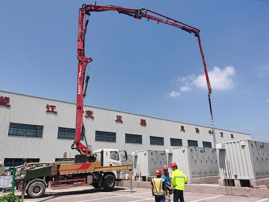長壽綜合智慧零碳電廠望變項(xiàng)目設(shè)備已就位。國家電投重慶公司供圖