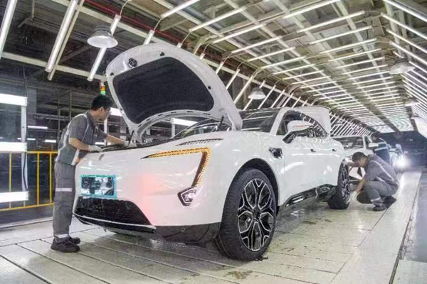企業(yè)生產(chǎn)車間。建設(shè)銀行重慶市分行供圖