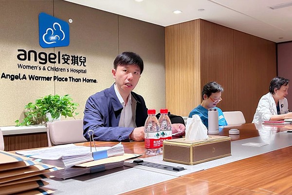 醫(yī)院開展法律講座。重慶安琪兒婦產(chǎn)醫(yī)院供圖