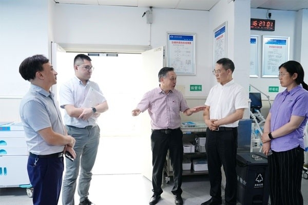 現(xiàn)場檢查評估。重慶大學附屬江津醫(yī)院供圖