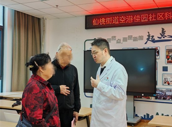 活動(dòng)現(xiàn)場(chǎng)。重慶愛(ài)爾眼科醫(yī)院總院供圖