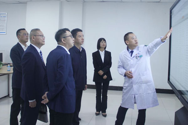 調(diào)研現(xiàn)場。奉節(jié)縣人民醫(yī)院供圖