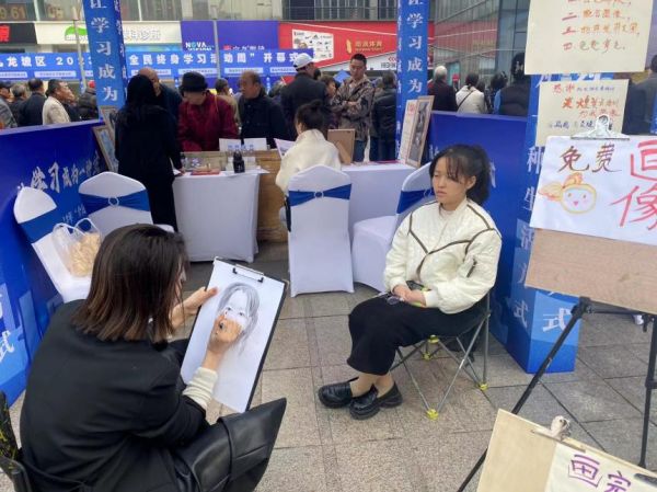 展示區(qū)現(xiàn)場。九龍坡融媒體中心供圖