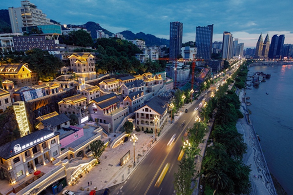 南濱路。南岸區(qū)融媒體中心供圖