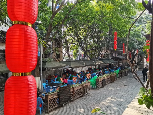 南湖社區(qū)“三益”建設(shè)成果——茶韻廣場(chǎng)。孫啟凡攝