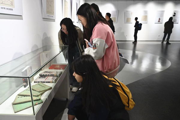 展覽現(xiàn)場。鄒樂攝