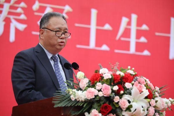 重慶機(jī)電職業(yè)技術(shù)大學(xué)校長(zhǎng)石曉輝講話。重慶機(jī)電職業(yè)技術(shù)大學(xué)供圖