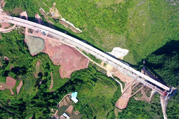 項目建設現(xiàn)場。重慶建工交建集團橋梁工程分公司供圖