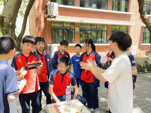 “美音創(chuàng)客”展區(qū)。晏紅霞攝