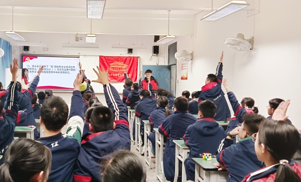 宣講活動進校園。重慶理工大學(xué)供圖