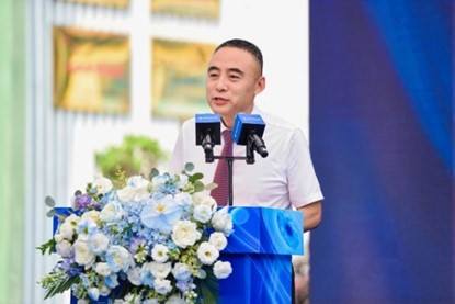 渠浩致辭。重慶愛成大坪眼科醫(yī)院供圖