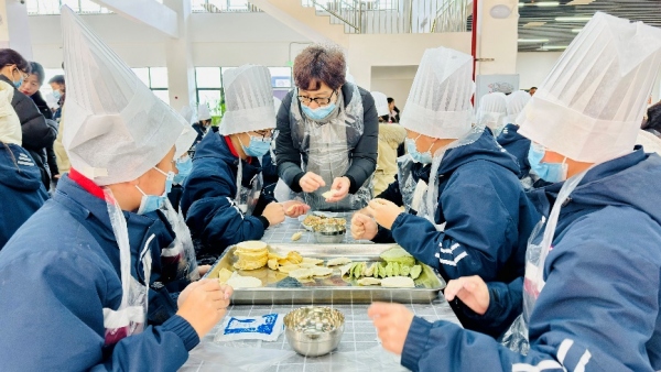 生活教育。 豐都育才中學供圖