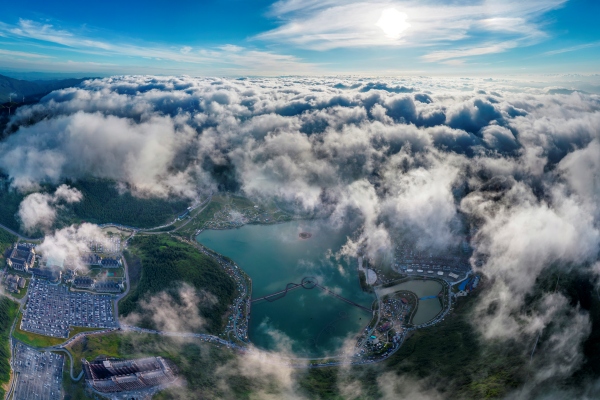 南天湖清涼一夏。南天湖景區(qū)供圖