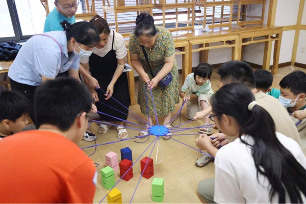 活動(dòng)現(xiàn)場(chǎng)。 李秋池?cái)z