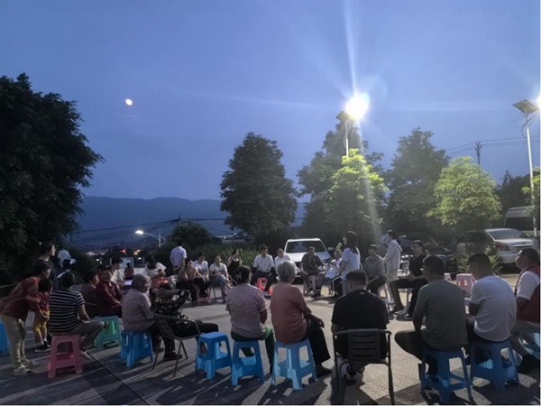 巴渝鄉(xiāng)村夜話。西南大學(xué)鄉(xiāng)村振興戰(zhàn)略研究院供圖