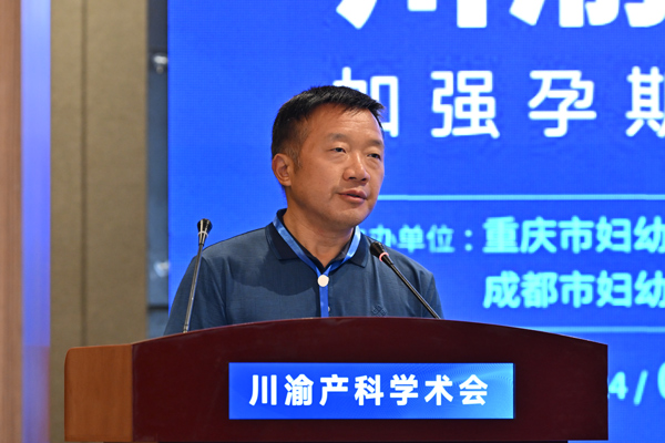 廖永前致辭。馮琨攝