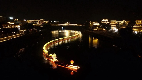 “龍游蘇稽”游船項(xiàng)目成功首航。重慶物流集團(tuán)供圖