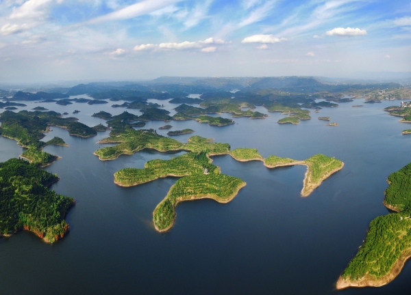 長(zhǎng)壽湖壽島。陳勇攝