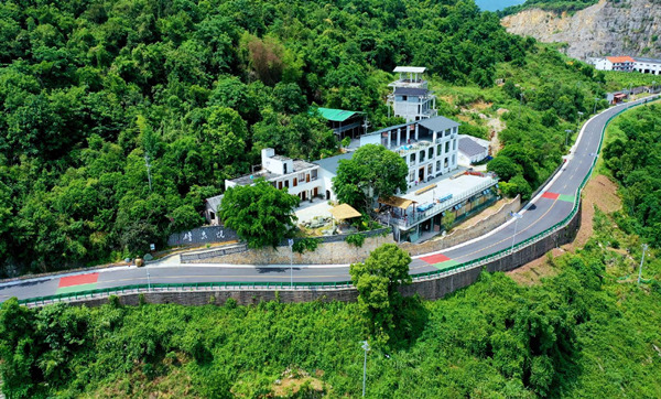 鹽堰路“縉泉燒”。沙坪壩區(qū)交通運(yùn)輸委供圖