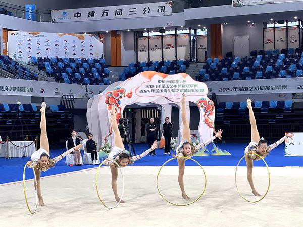 精彩比拼。陳俊攝