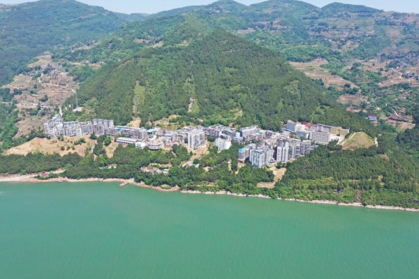 云陽縣龍洞鎮(zhèn)集鎮(zhèn)全貌。龍洞鎮(zhèn)供圖