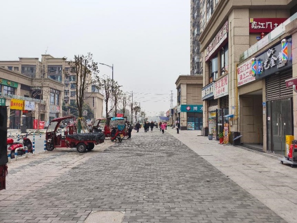 整改后的博才路金科空港城段。孫超攝