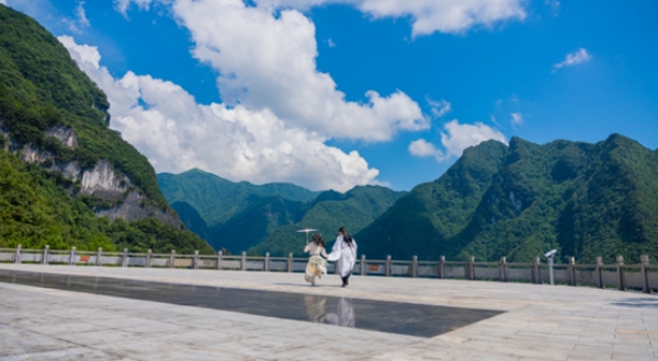 武陵山大裂谷。涪陵交旅集團(tuán)供圖