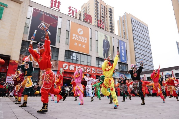 潮汕英歌舞。重慶市萬靈山旅游開發(fā)集團(tuán)有限公司供圖