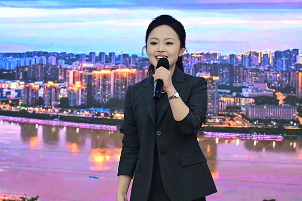 渝北區(qū)代表隊張鐳譯進(jìn)行演講。渝北區(qū)人力社保局供圖