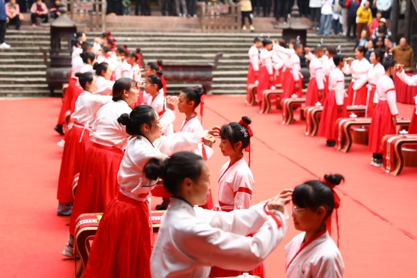 2025松溉古鎮(zhèn)孝親文化節(jié)活動現(xiàn)場。劉燦攝