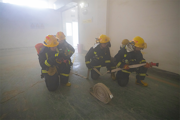 實(shí)戰(zhàn)演練現(xiàn)場(chǎng)。重慶市涪陵區(qū)消防救援局供圖