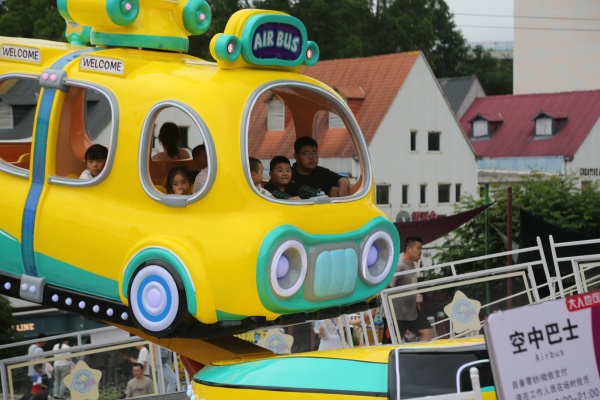 游客在景區(qū)游玩。景區(qū)供圖