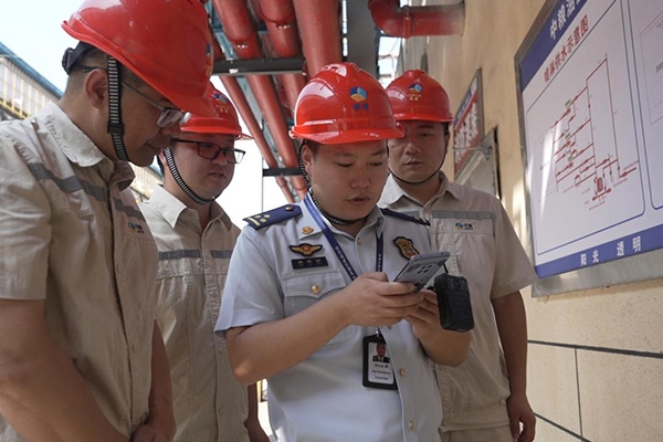 進行消防安全檢查。重慶市涪陵區(qū)消防救援局供圖