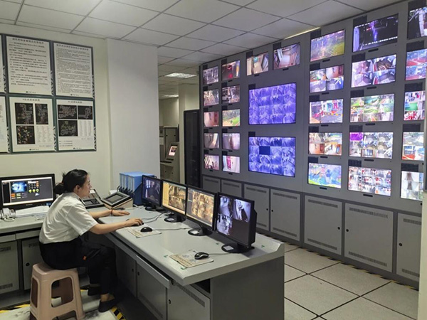 實時監(jiān)控智慧化系統(tǒng)。保利物業(yè)重慶公司供圖